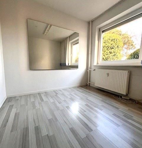 Arbeitszimmer Bild II