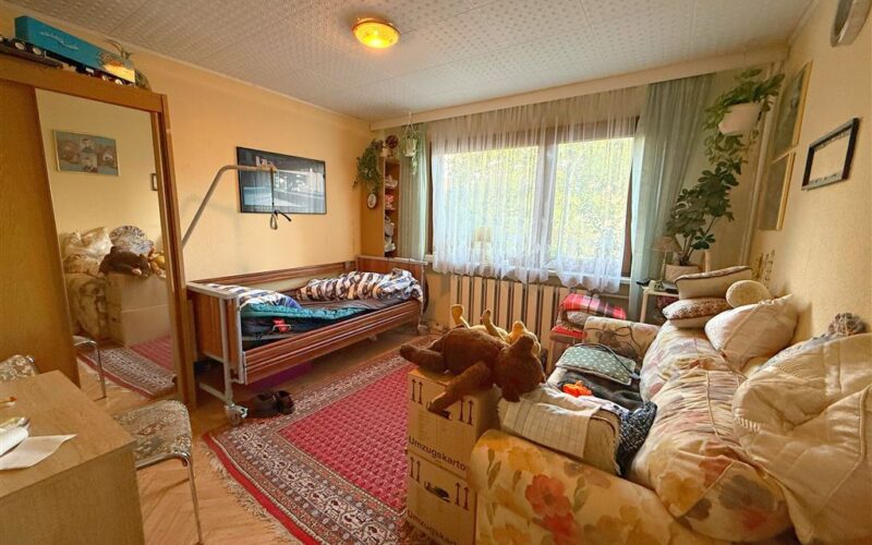 EG. Schlafzimmer 2
